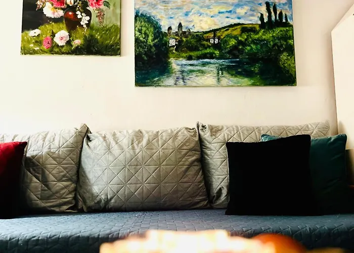 Nyaraló Art Gallery Near Pardubice